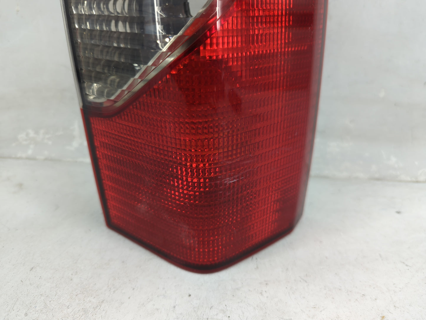 2000-2001 Nissan Xterra Tail Light Assembly Passenger Right OEM Fits Fits 2000 2001 OEM Used Auto Parts - Oemusedautoparts1.