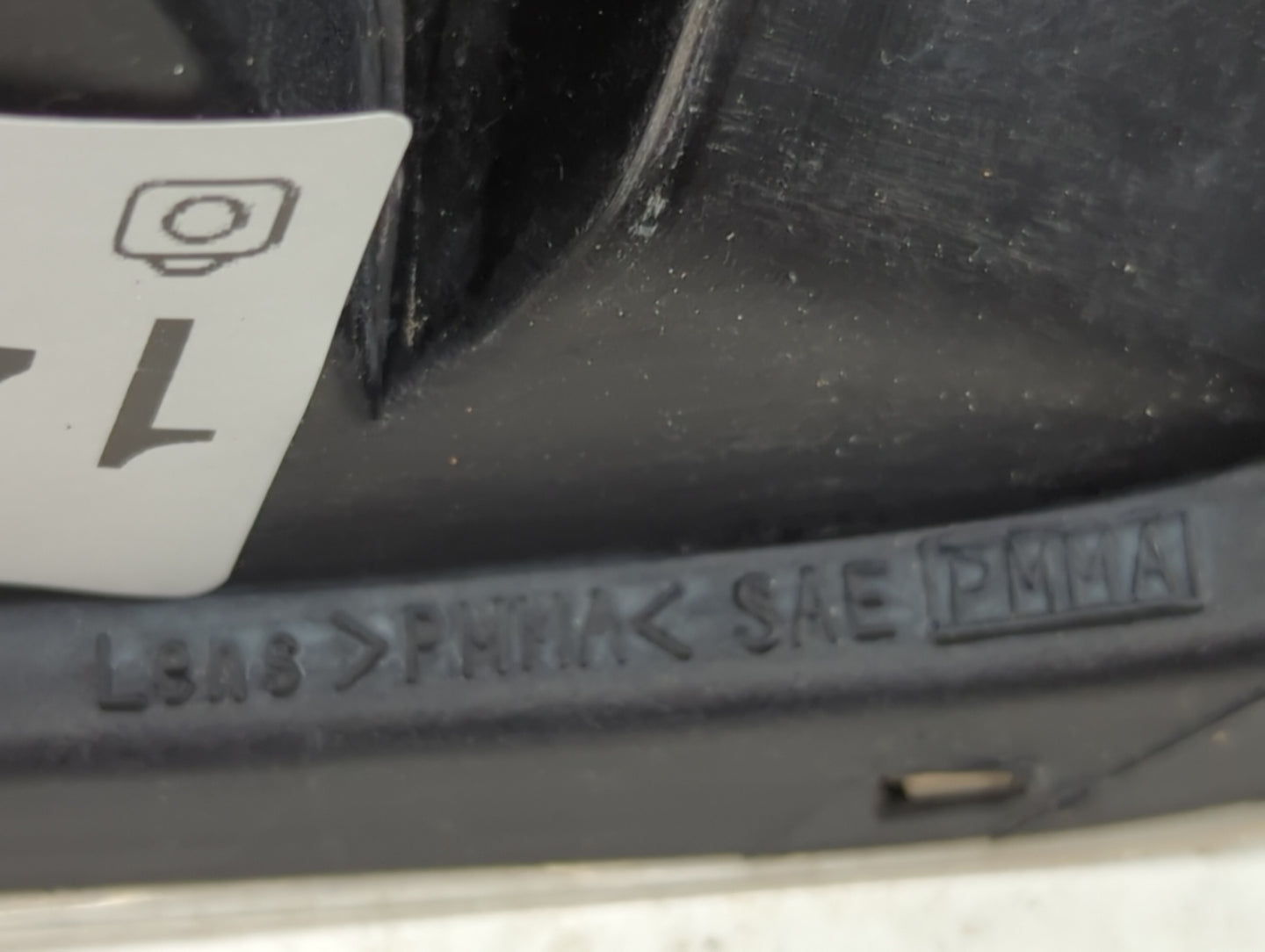 2000-2001 Nissan Xterra Driver Left Oem Front Light Lamp Black - Oemusedautoparts1.com