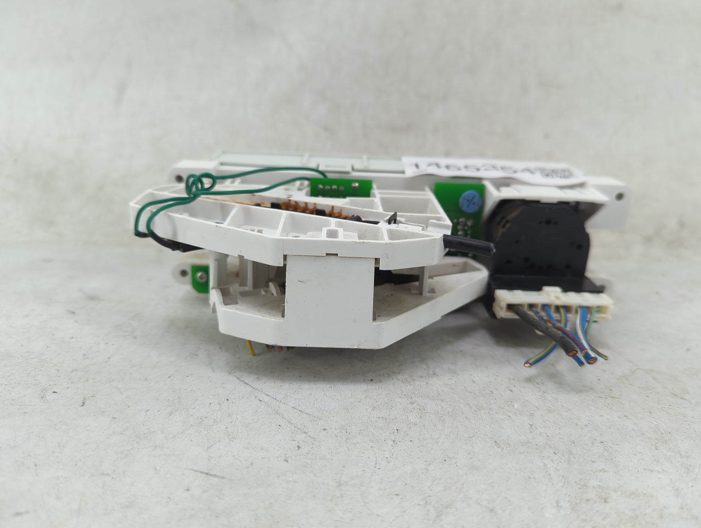 2001 Nissan Xterra Climate Control Module Temperature AC/Heater Replacement Fits OEM Used Auto Parts - Oemusedautoparts1.com