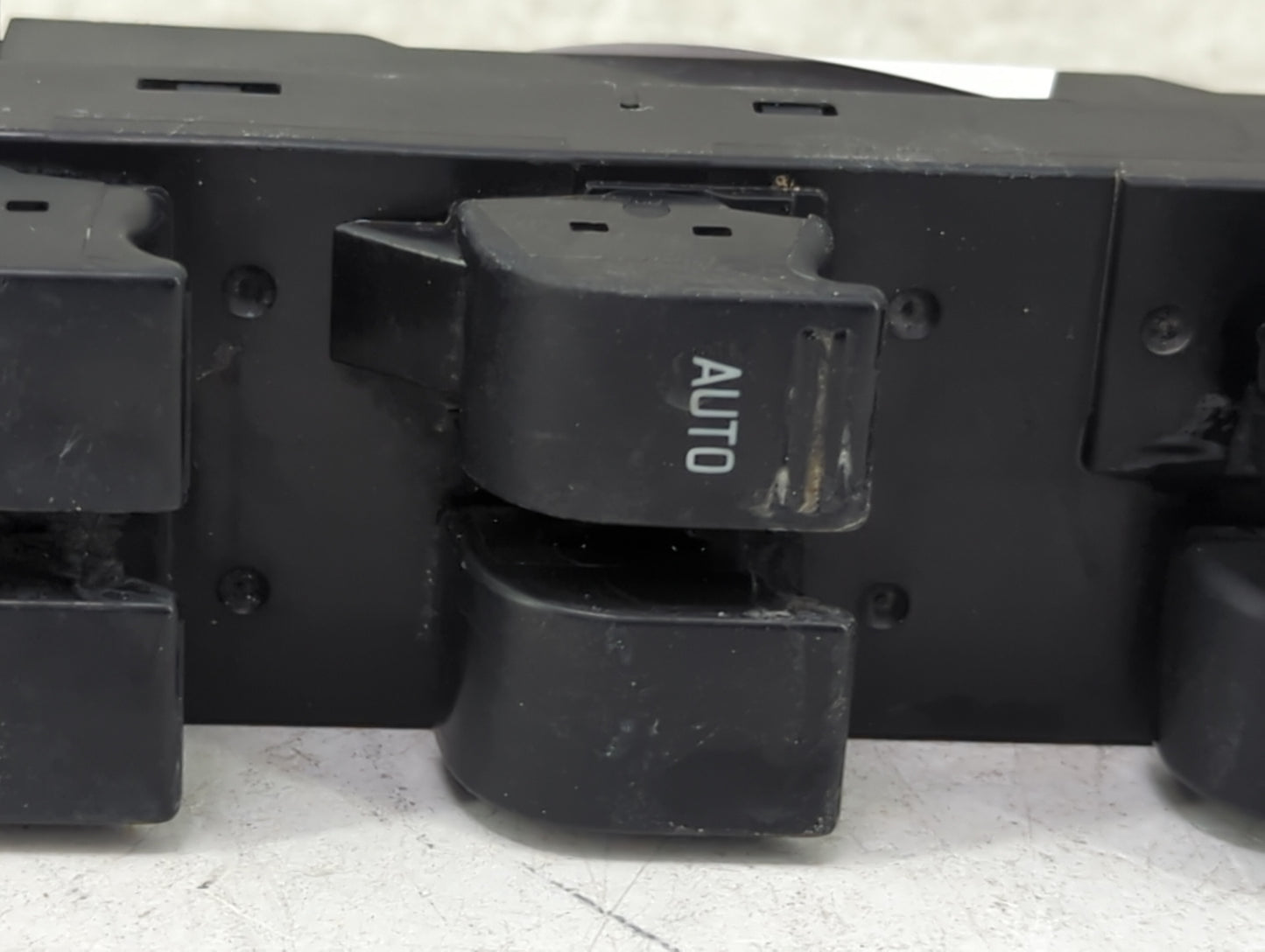 2000-2004 Nissan Xterra Master Power Window Switch Replacement Driver Side Left Fits Fits 1998 1999 2000 2001 2002 2003 2004