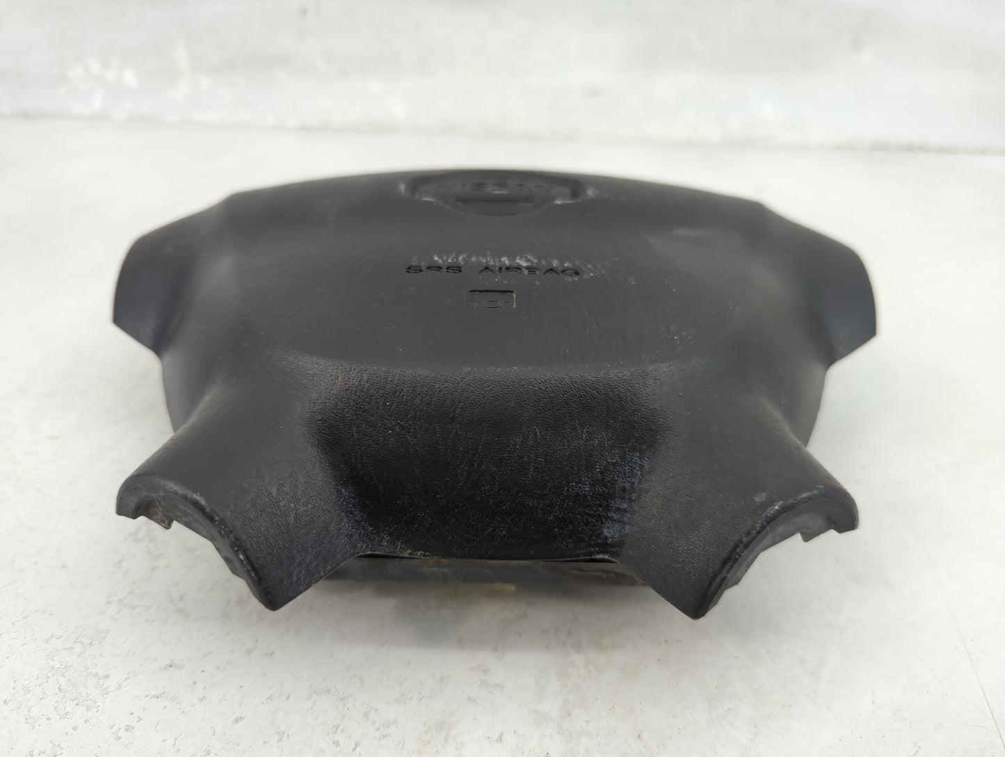 2001 Nissan Xterra Air Bag Driver Left Steering Wheel Mounted Black - Oemusedautoparts1.com