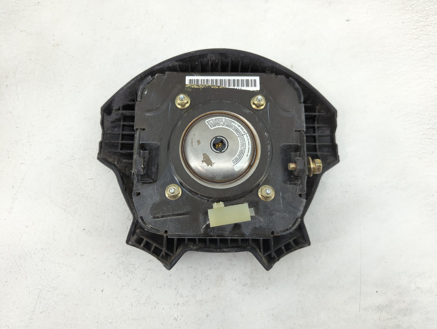 2001 Nissan Xterra Air Bag Driver Left Steering Wheel Mounted Black - Oemusedautoparts1.com