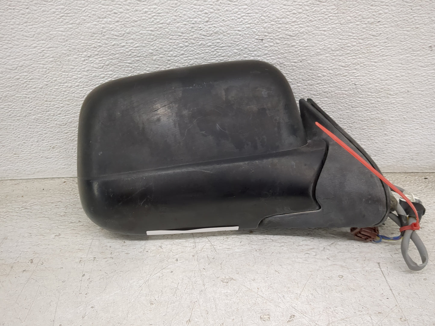 2000-2004 Nissan Xterra Passenger Side View Mirror - Right Door Mirror OEM Used - Oemusedautoparts1.com