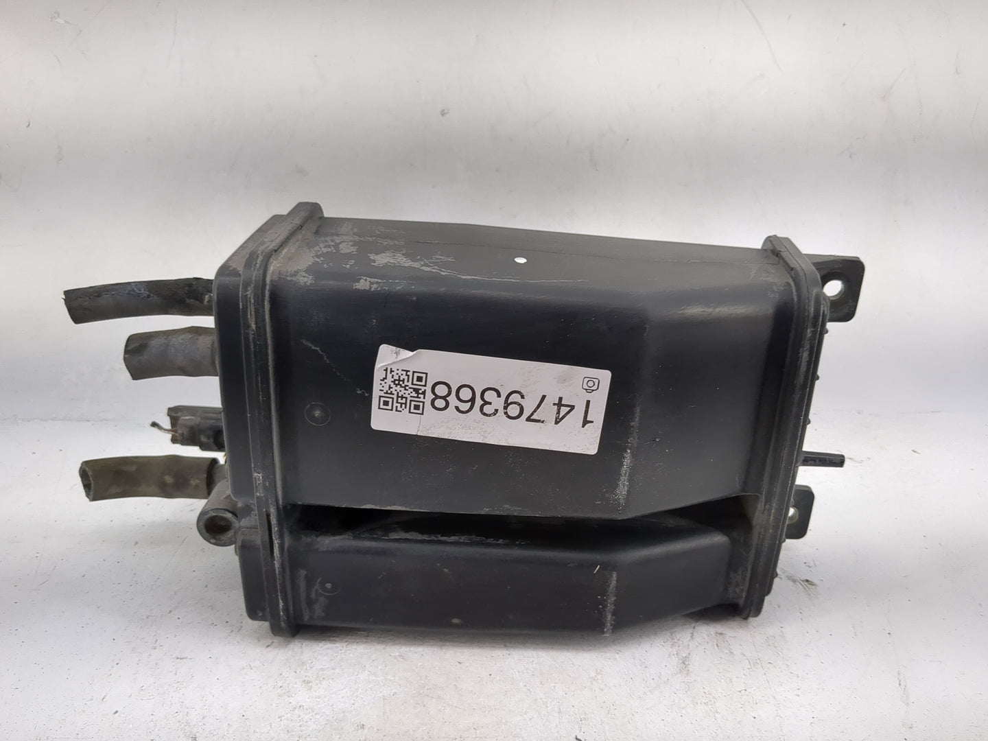 2001 Nissan Xterra Fuel Vapor Charcoal Canister - Oemusedautoparts1.com