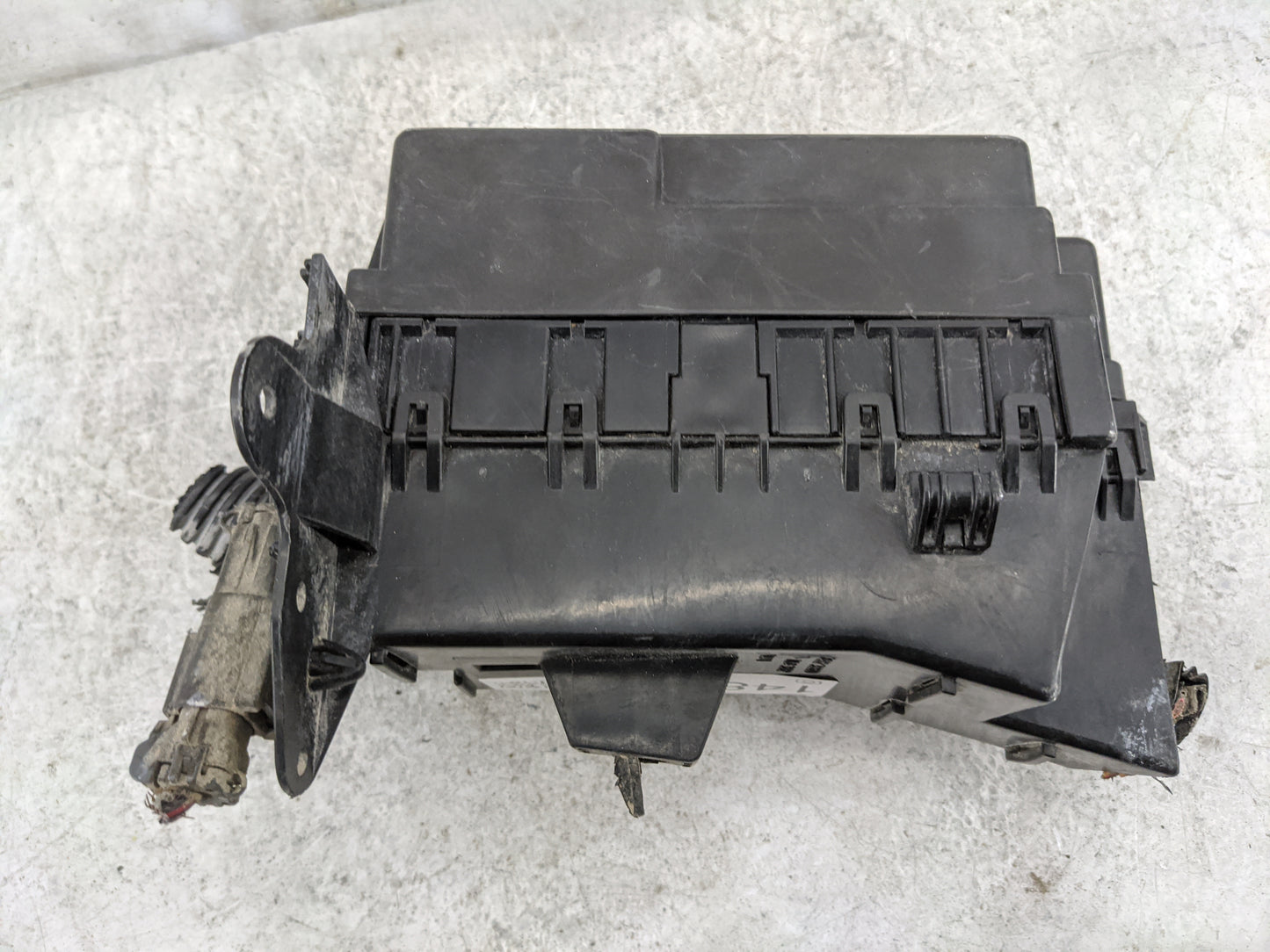 2001 Nissan Xterra Fusebox Fuse Box Panel Relay Module P/N:24382 3S500 7154-3132 Fits Fits 2002 OEM Used Auto Parts - Oemuse
