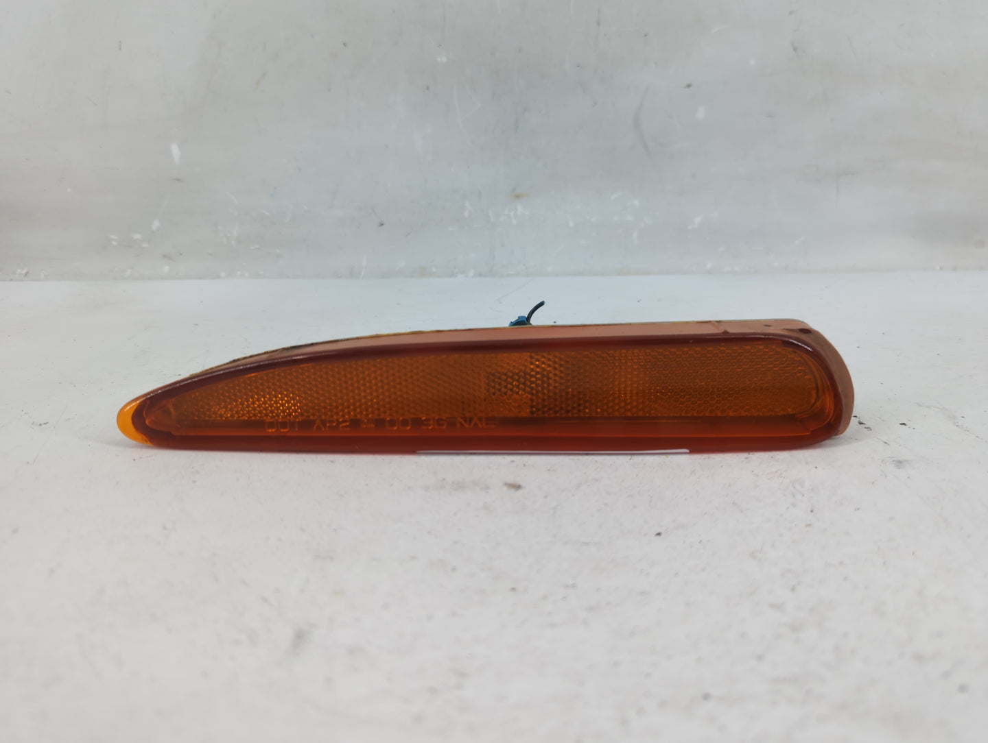 2001-2003 Oldsmobile Aurora Passenger Right Oem Front Light Lamp - Oemusedautoparts1.com