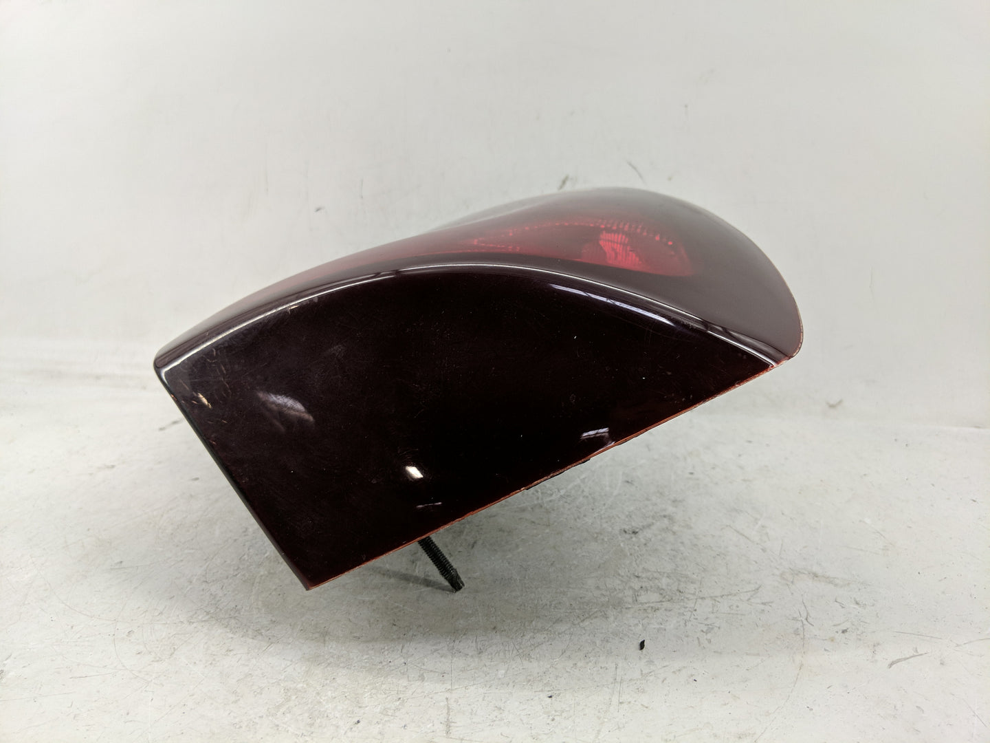 2001-2003 Oldsmobile Aurora Tail Light Assembly Driver Left OEM Fits Fits 2001 2002 2003 OEM Used Auto Parts - Oemusedautopa