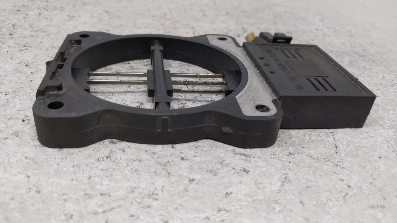 2001-2002 Oldsmobile Aurora Mass Air Flow Meter Maf - Oemusedautoparts1.com