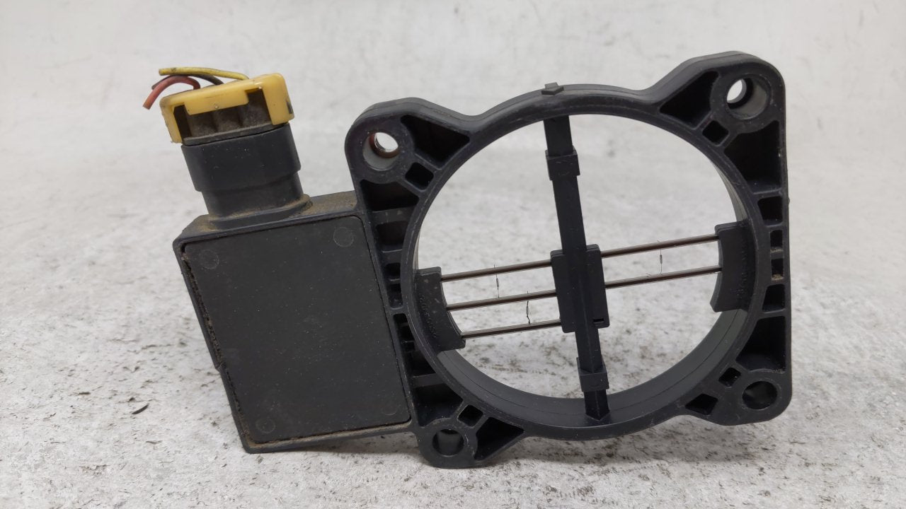 2001-2002 Oldsmobile Aurora Mass Air Flow Meter Maf - Oemusedautoparts1.com