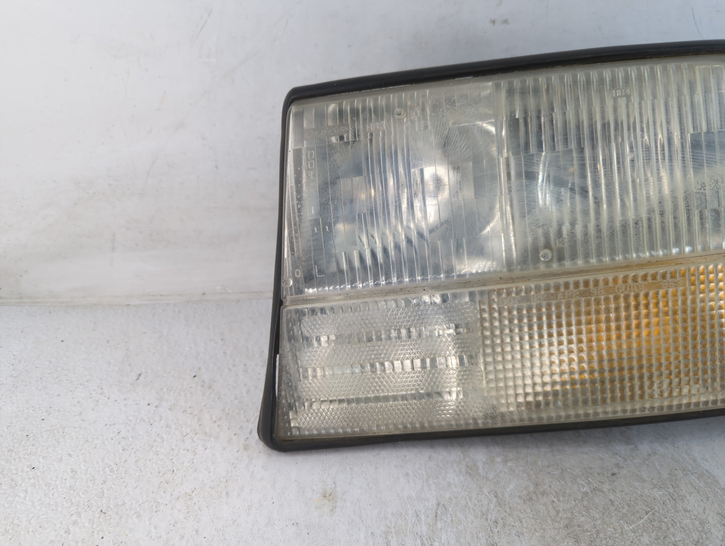 Oldsmobile Bravado Driver Left Oem Head Light Headlight Lamp - Oemusedautoparts1.com