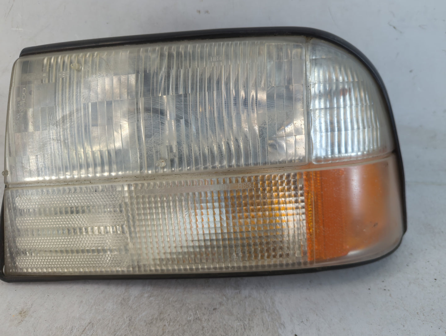 Oldsmobile Bravado Driver Left Oem Head Light Headlight Lamp - Oemusedautoparts1.com