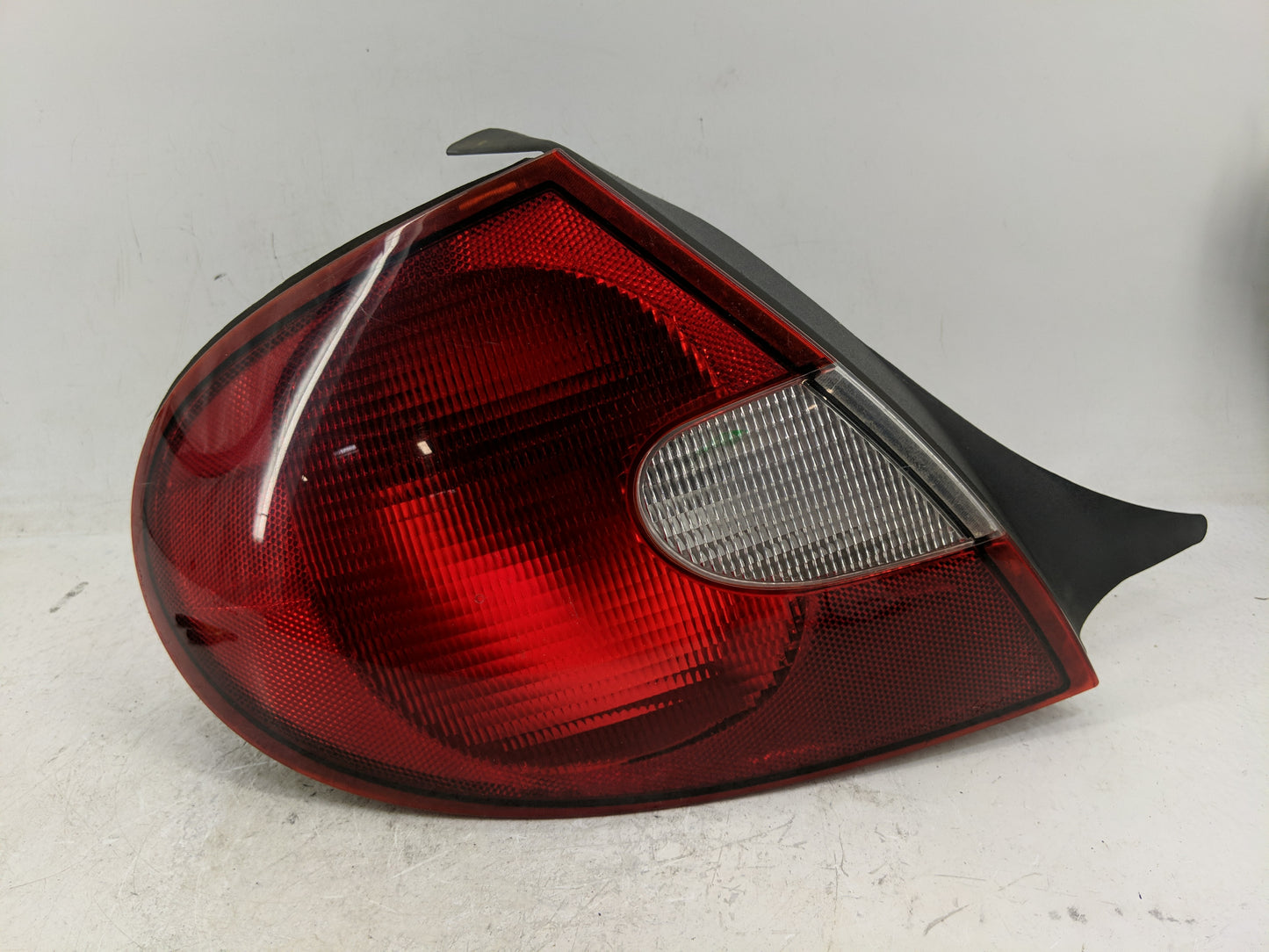 2001 Plymouth Neon Tail Light Assembly Driver Left OEM P/N:5288527 Fits Fits 2000 2002 OEM Used Auto Parts - Oemusedautopart