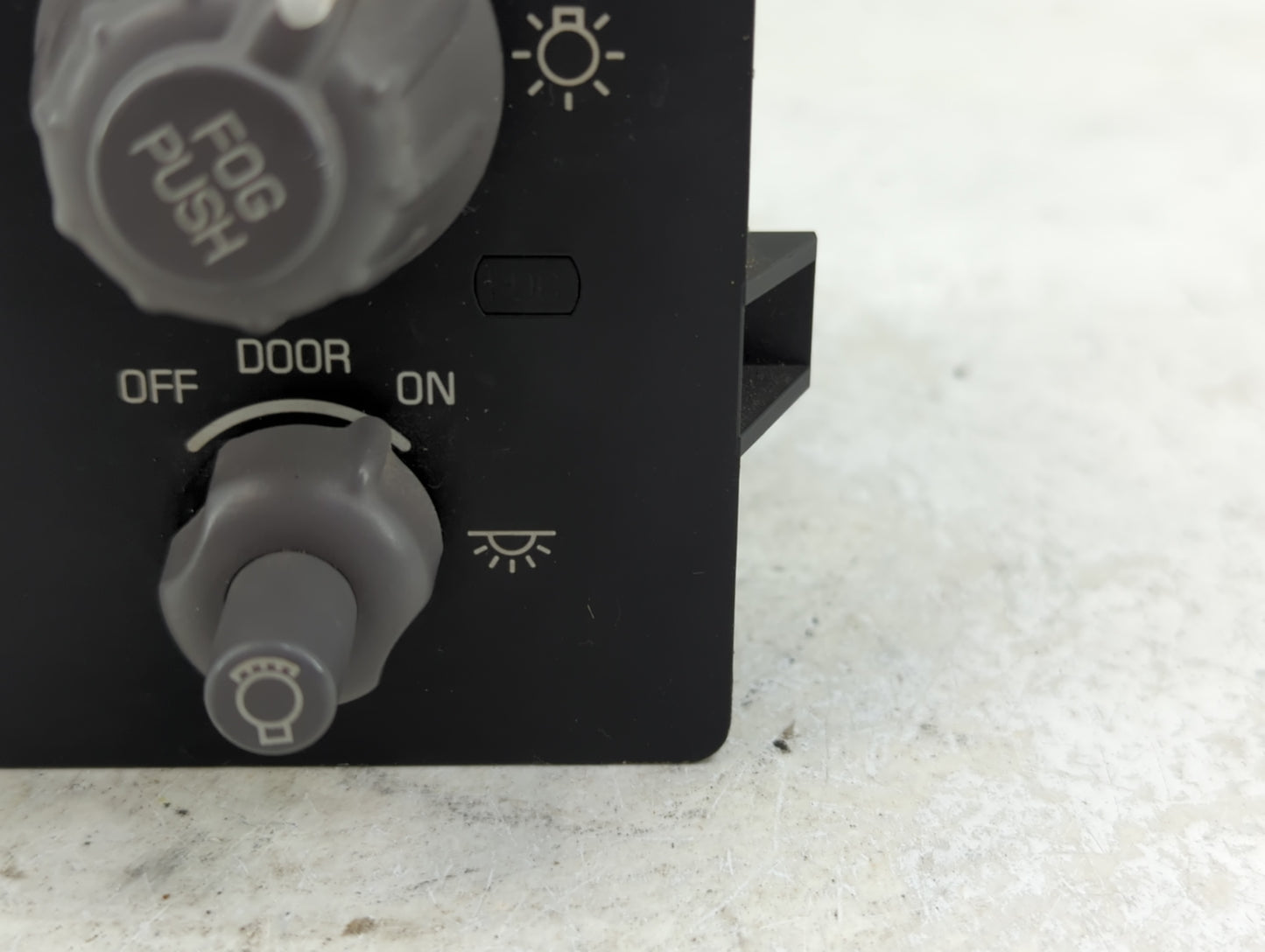 2001 Pontiac Aztek Headlight Head Light Switch Lamp Control 10410465 - Oemusedautoparts1.com