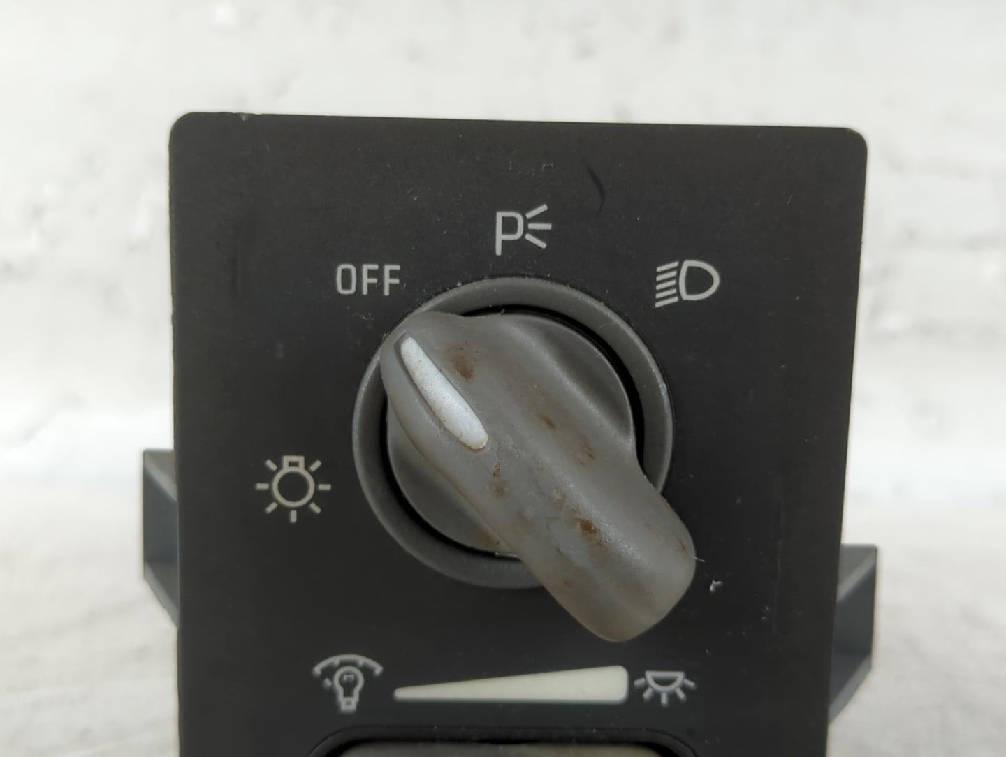 2001 Pontiac Gprix Headlight Lamp Control Switch - Oemusedautoparts1.com