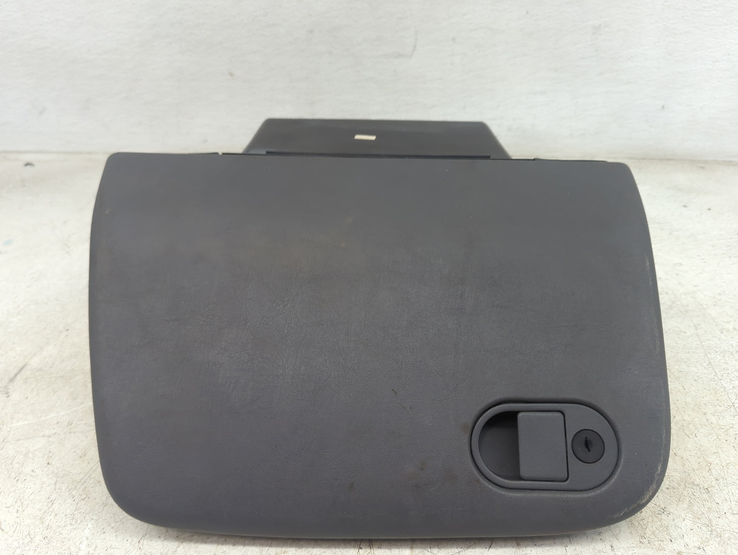 2001 Pontiac Grand Am Passenger Glove Box Door Storage Compartment - Oemusedautoparts1.com