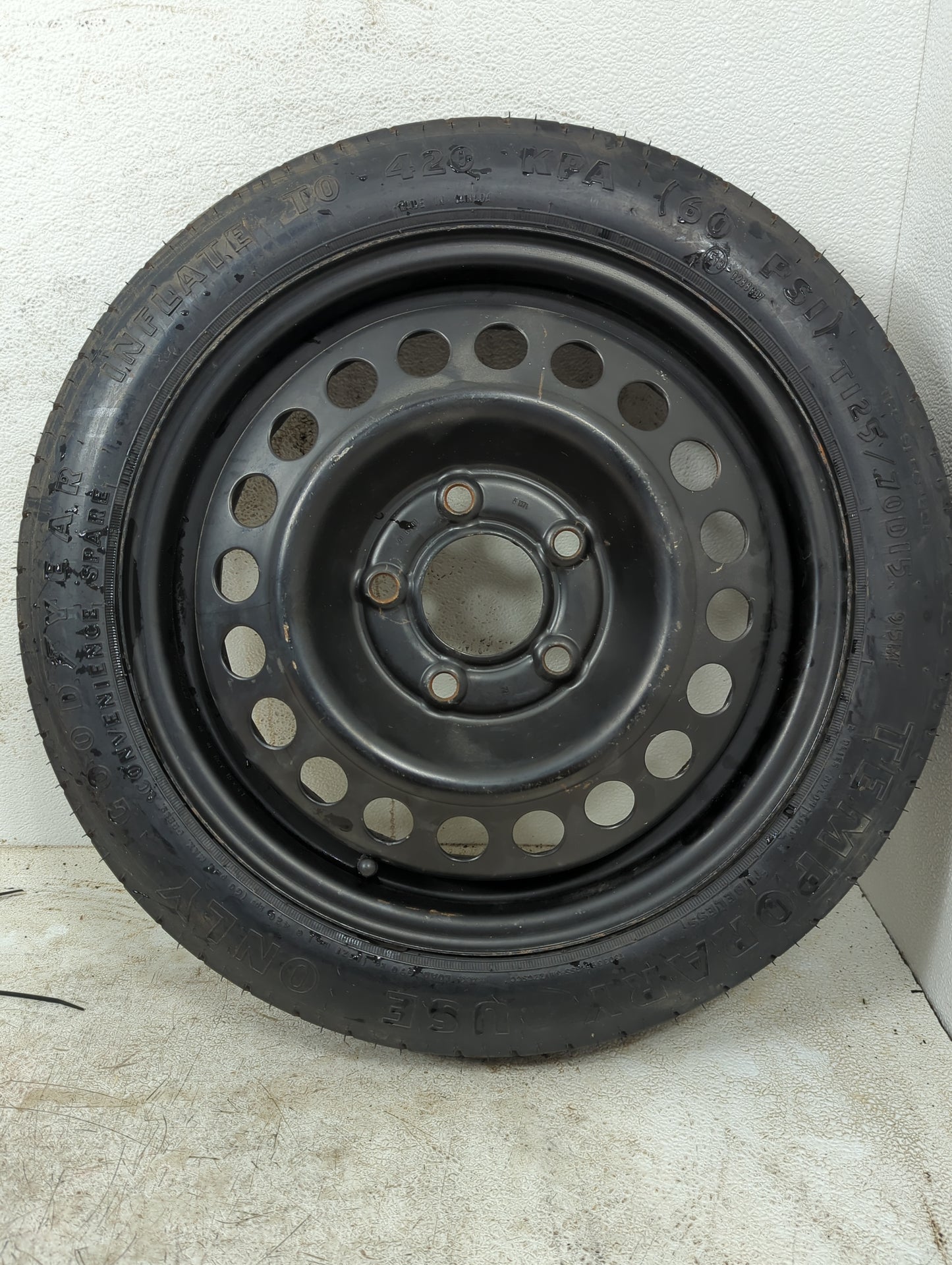 1997-2003 Pontiac Grand Prix Spare Donut Tire Wheel Rim Oem 1166180 - Oemusedautoparts1.com