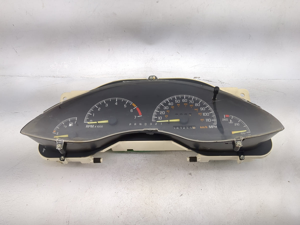 1998-2003 Pontiac Grand Prix Instrument Cluster Speedometer Gauges Miles:1K Fits Fits 1998 1999 2000 2001 2002 2003 OEM Used
