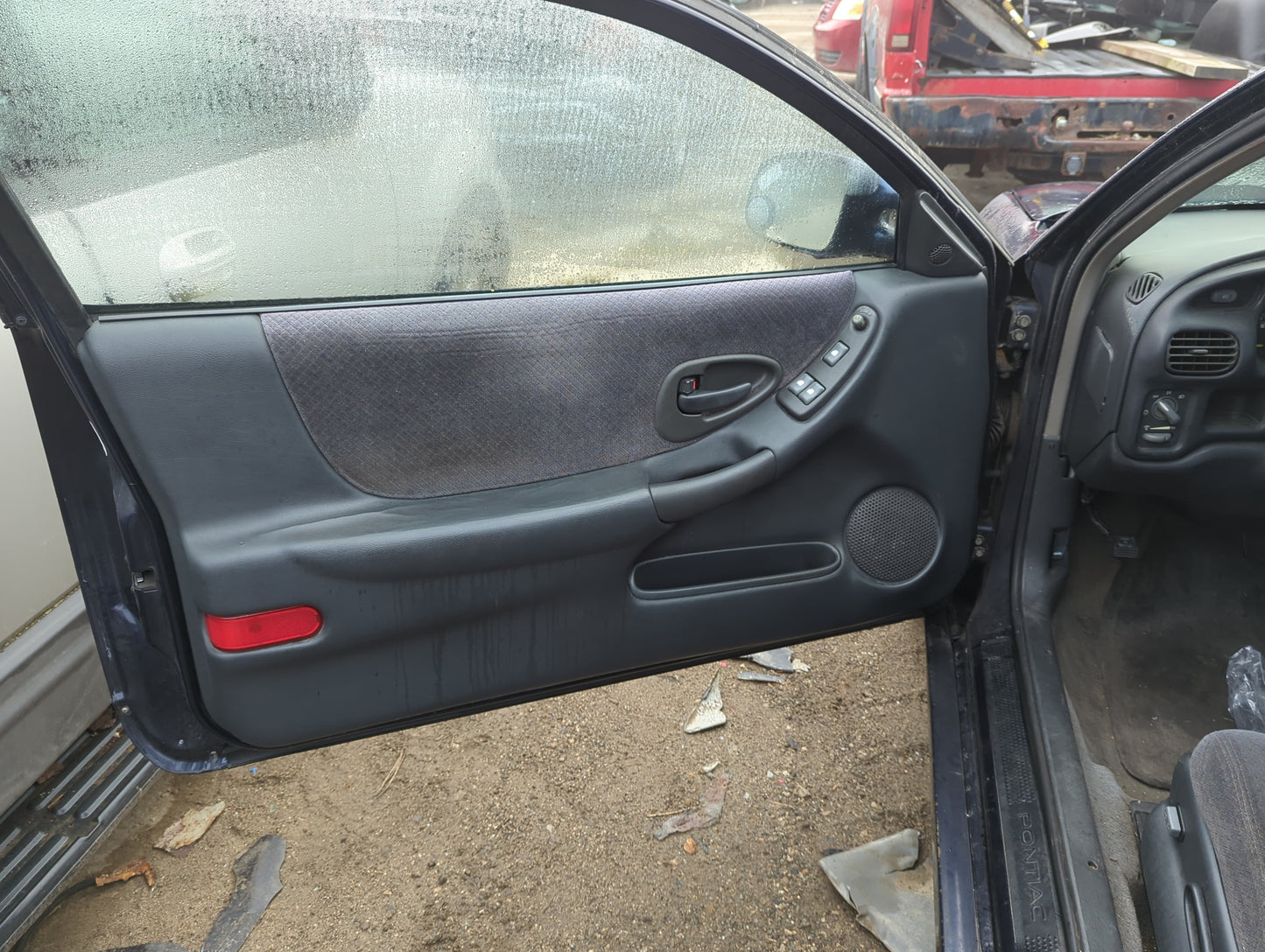 2001 Pontiac Grand Prix Front Left Driver Interior Door Panel Trim - Oemusedautoparts1.com