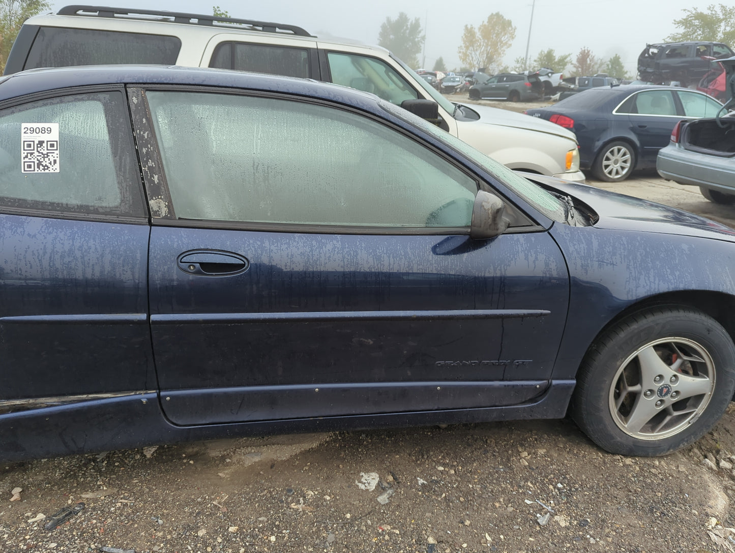 1997-2002 Pontiac Grand Prix Passenger Front Door Oem - Oemusedautoparts1.com
