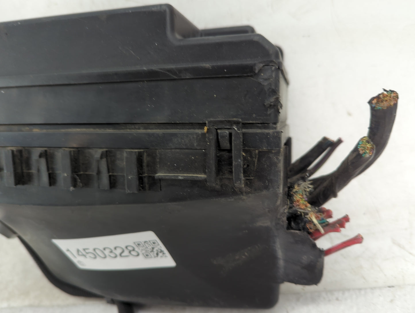 2000-2001 Pontiac Grand Prix Fusebox Fuse Box Panel Relay Module Fits Fits 2000 2001 OEM Used Auto Parts - Oemusedautoparts1