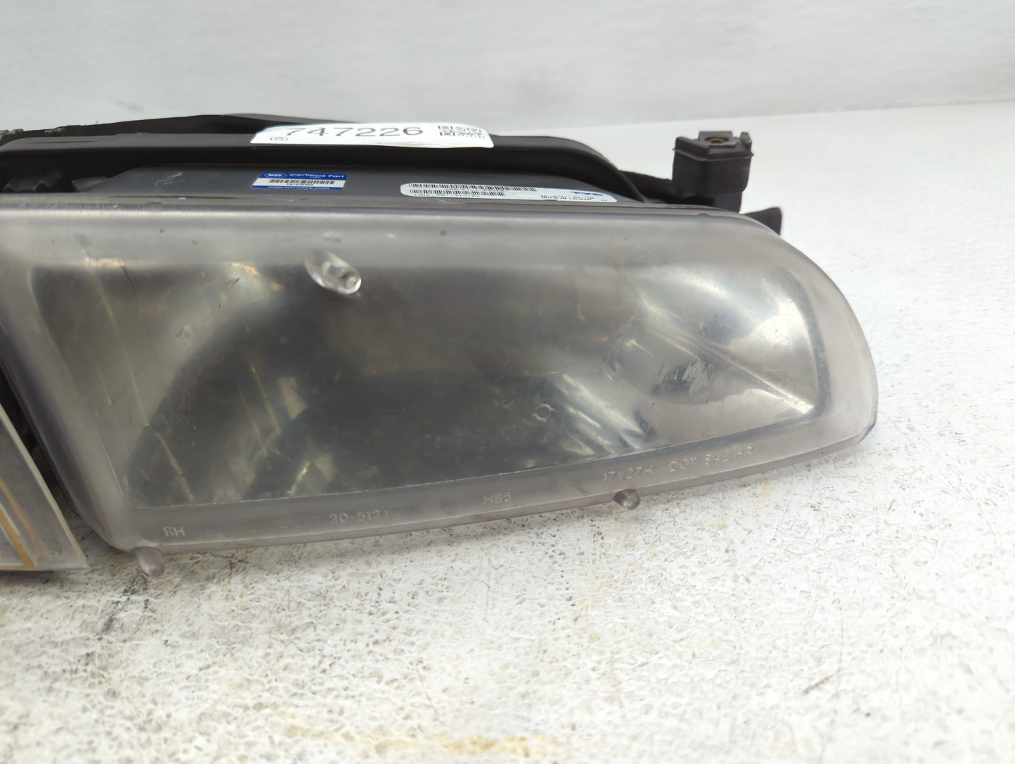 1997 Pontiac Grand Prix Passenger Right Oem Head Light Headlight Lamp - Oemusedautoparts1.com