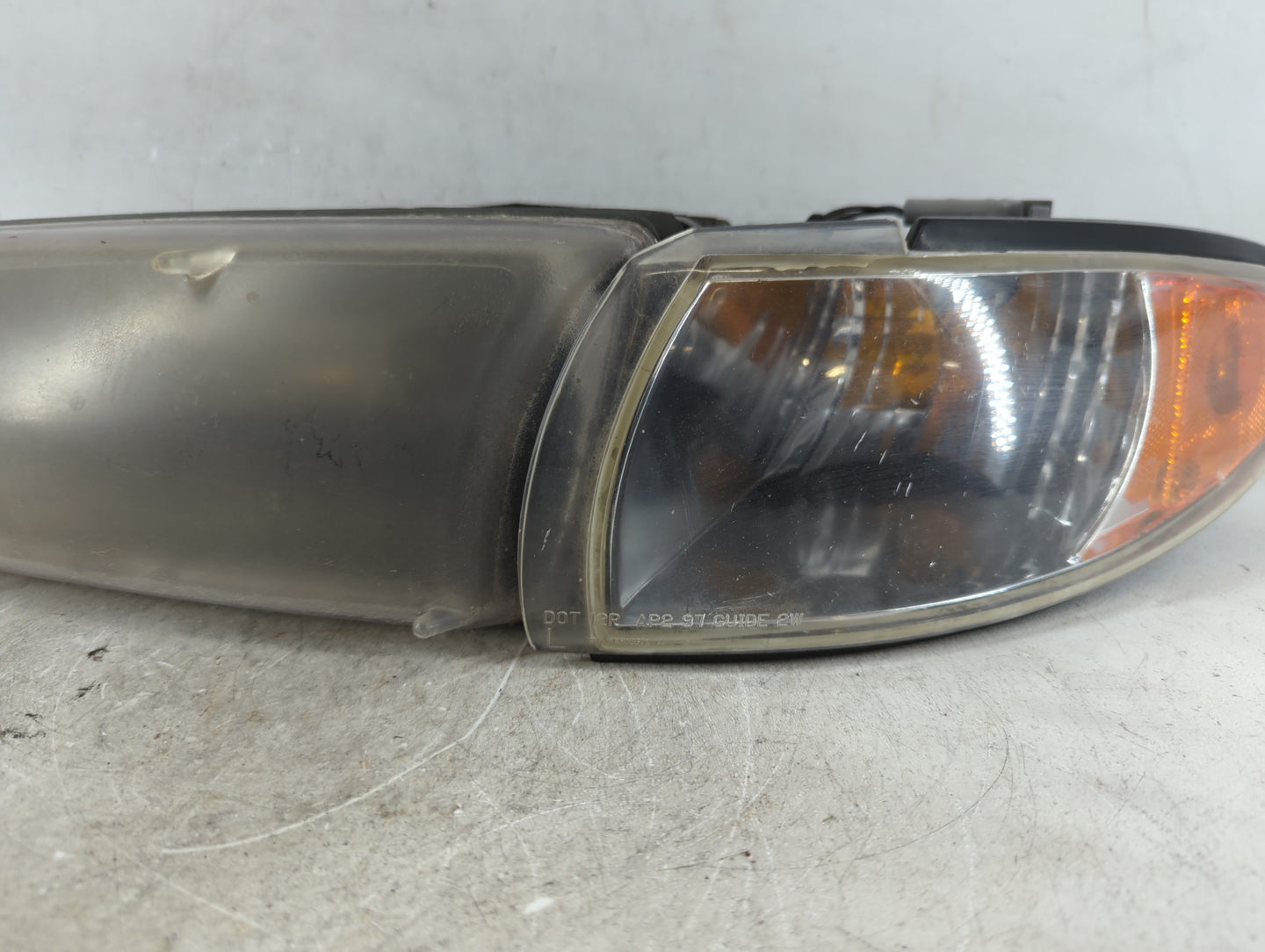 1997-2003 Pontiac Grand Prix Driver Left Oem Head Light Headlight Lamp 774520 - Oemusedautoparts1.com