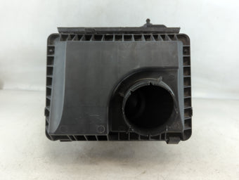 compare product 1999-2001 Pontiac Grand Prix Air Cleaner Intake-duct Hose Tube
