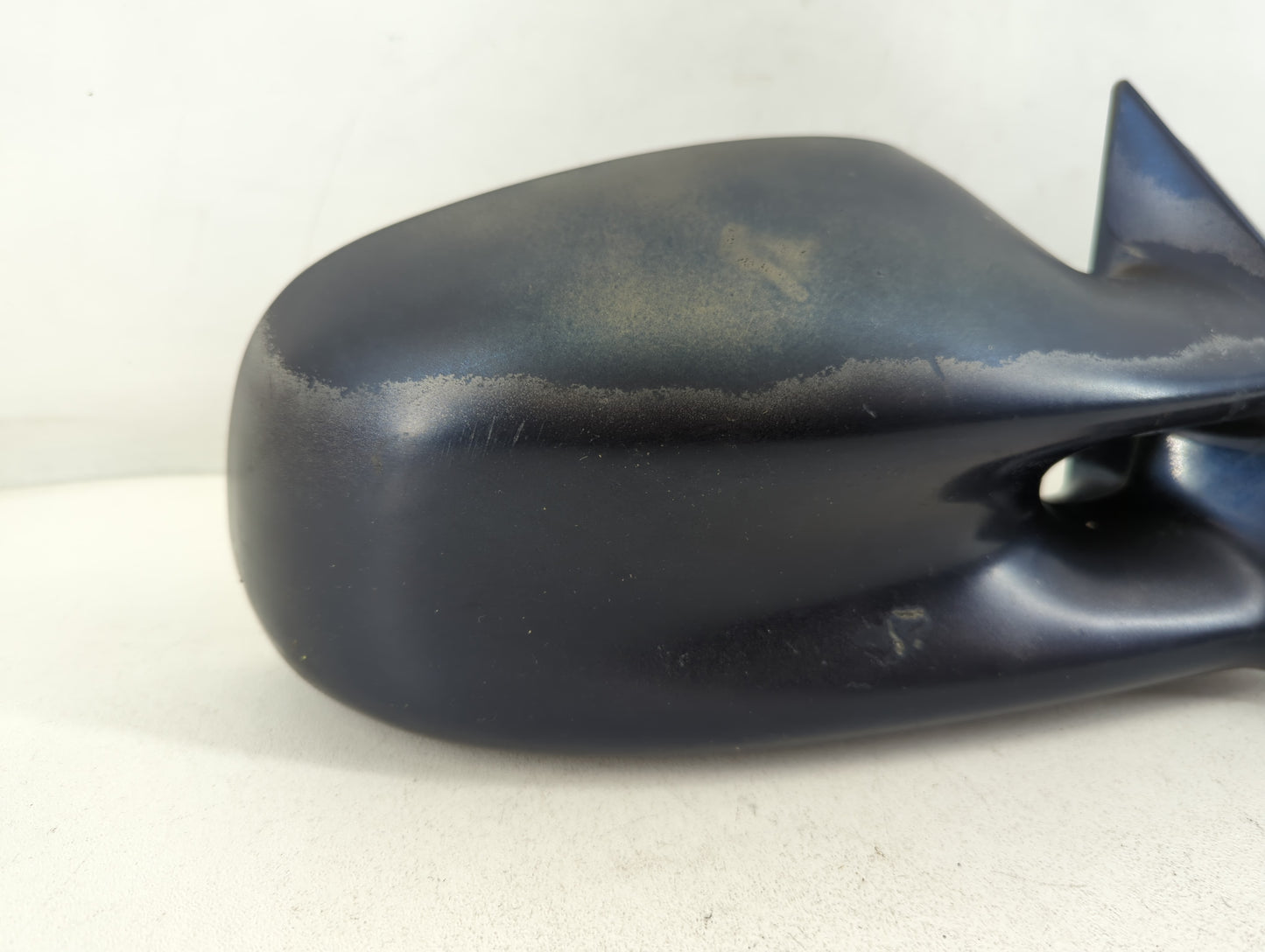 1997-2003 Pontiac Grand Prix Passenger Right Side View Manual Door Mirror - Oemusedautoparts1.com