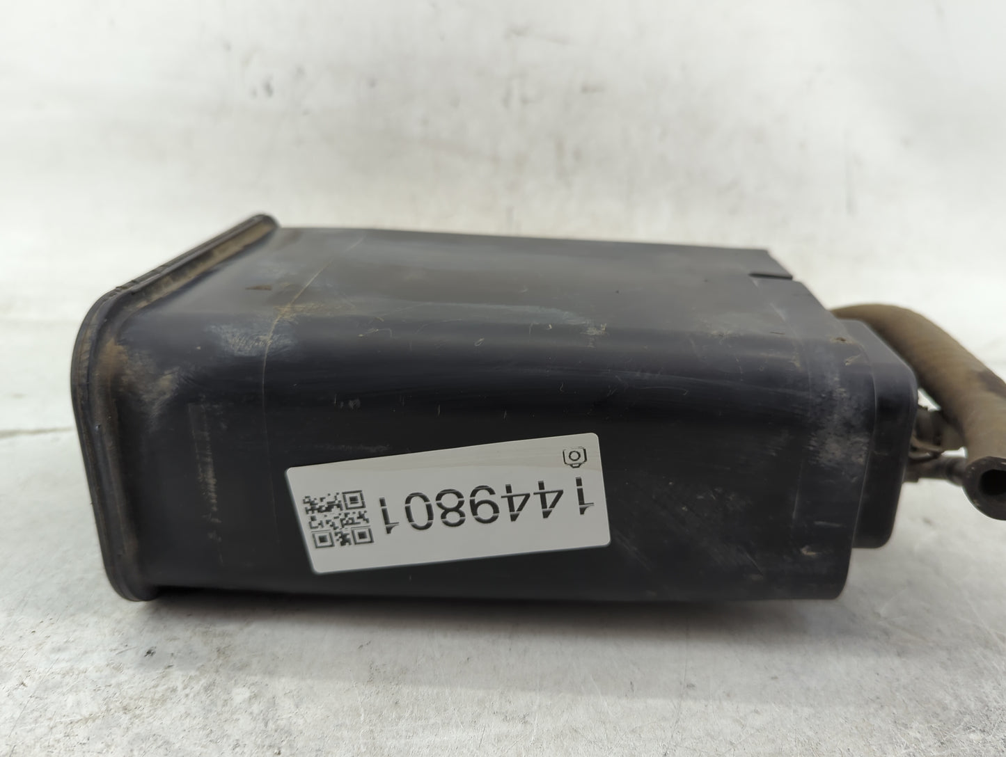 2001 Pontiac Montana Fuel Vapor Charcoal Canister - Oemusedautoparts1.com