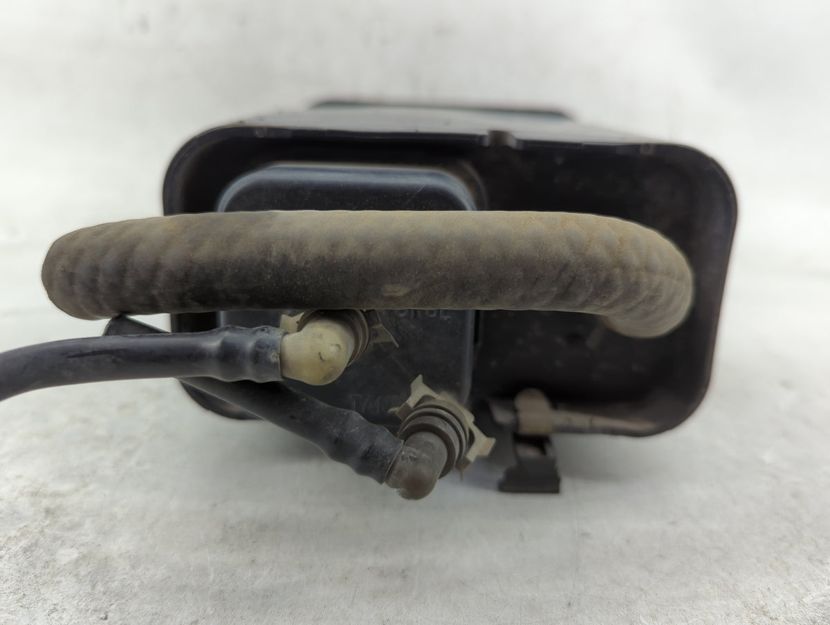 2001 Pontiac Montana Fuel Vapor Charcoal Canister - Oemusedautoparts1.com