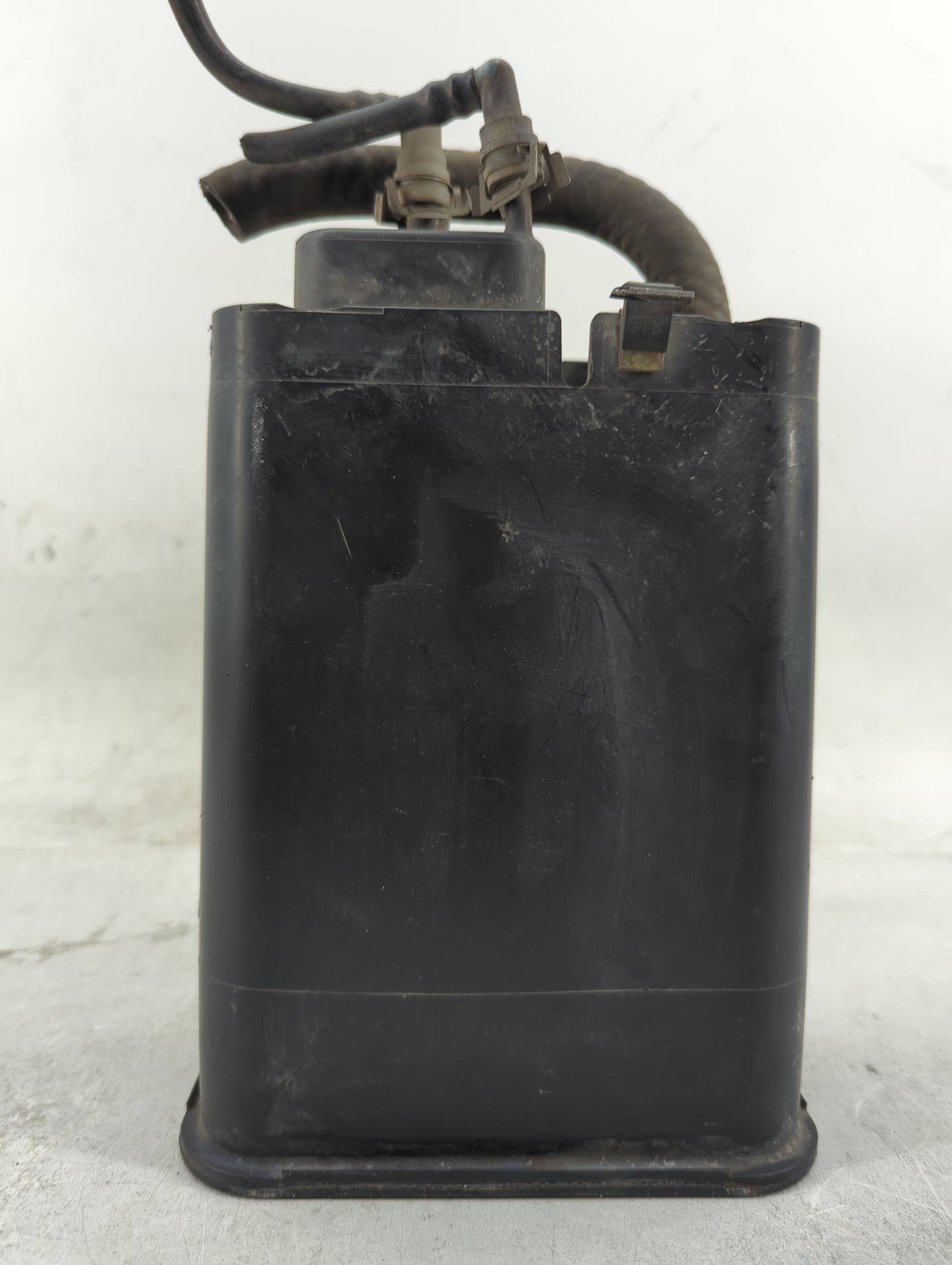 2001 Pontiac Montana Fuel Vapor Charcoal Canister - Oemusedautoparts1.com