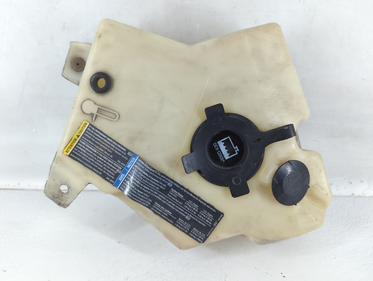 2005 Chevrolet Venture Radiator Coolant Overflow Expansion Tank Bottle - Oemusedautoparts1.com