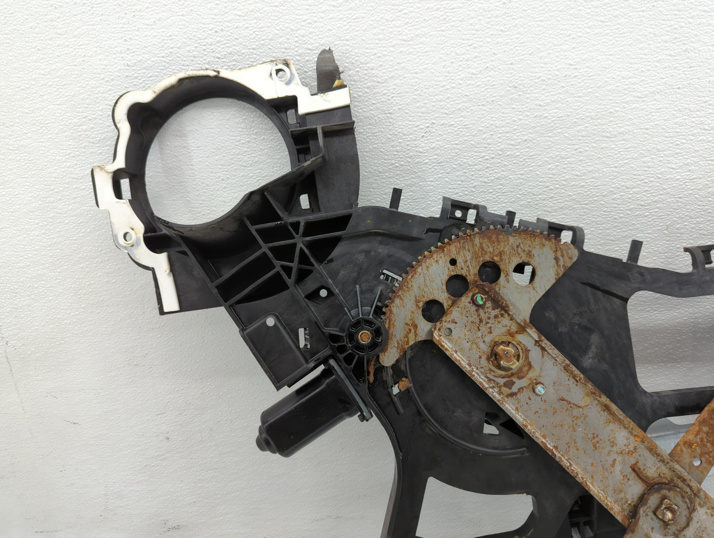1999-2001 Pontiac Montana Driver Left Front Window Regulator - Oemusedautoparts1.com