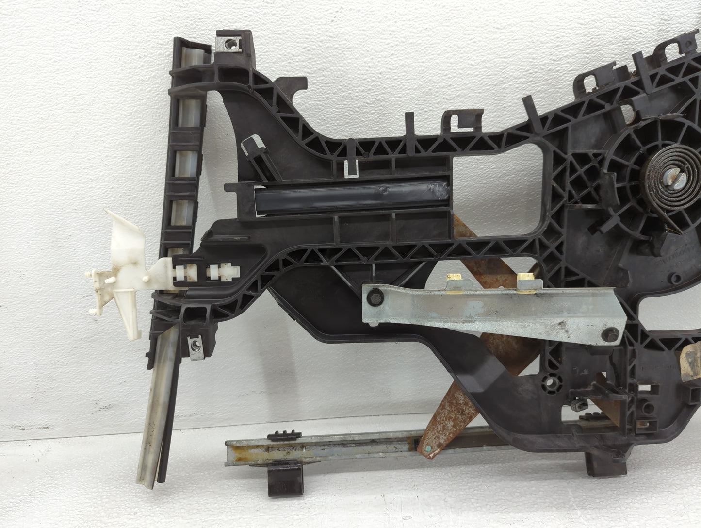 1999-2001 Pontiac Montana Driver Left Front Window Regulator - Oemusedautoparts1.com