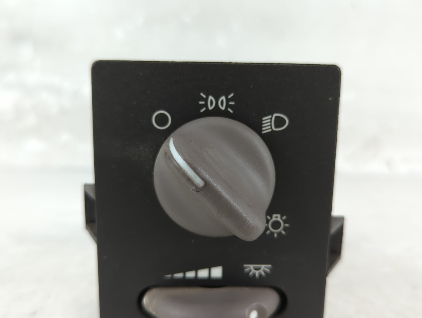 2001 Pontiac Montana Headlight Head Light Switch Lamp Control - Oemusedautoparts1.com