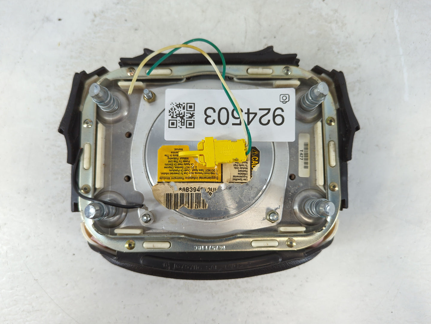 2000-2001 Pontiac Montana Air Bag Driver Left Steering Wheel Mounted Fits Fits 2000 2001 OEM Used Auto Parts - Oemusedautopa