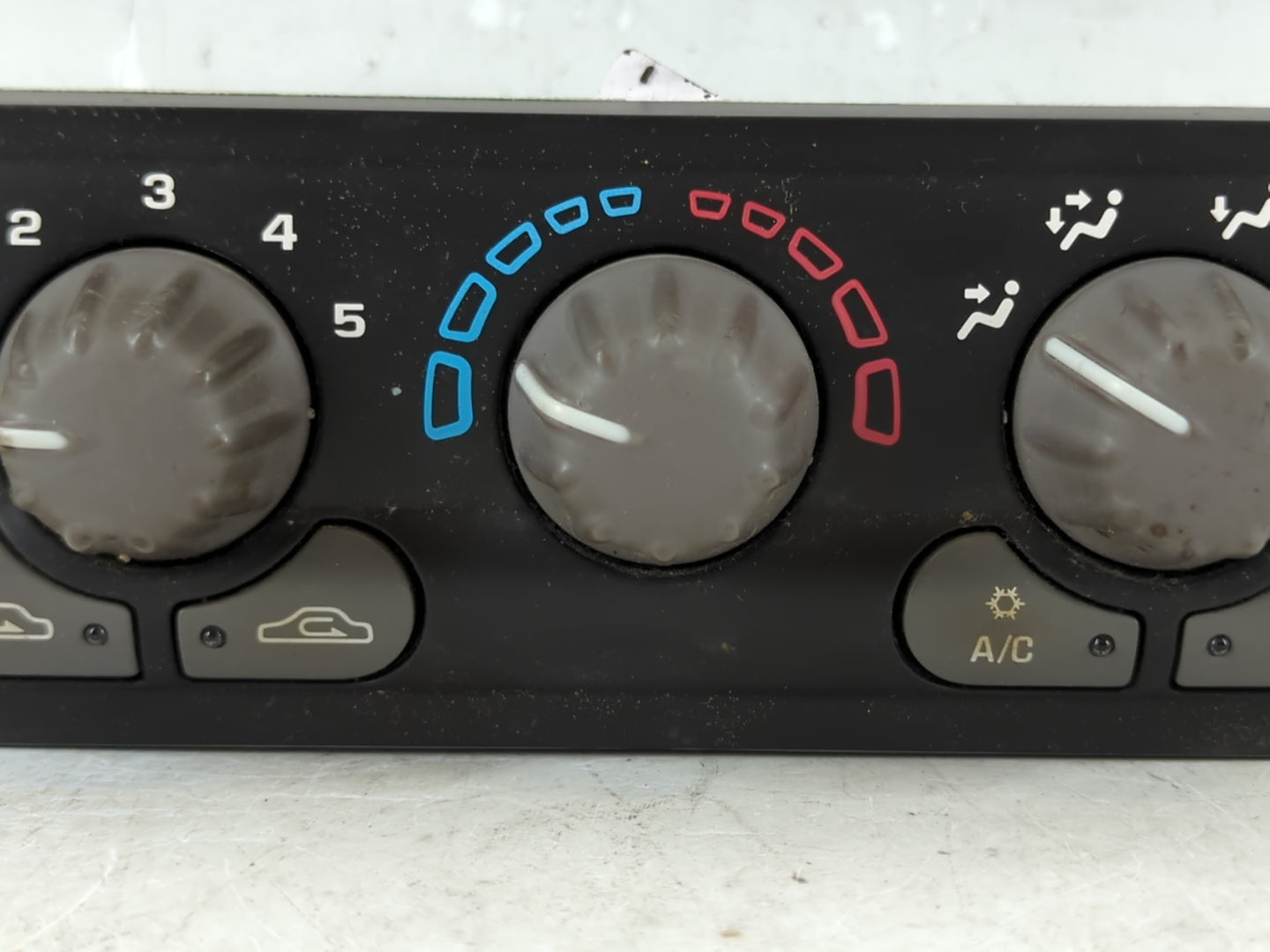 2001-2005 Pontiac Montana Climate Control Module Temperature AC/Heater Replacement Fits Fits 2001 2002 2003 2004 2005 OEM Us