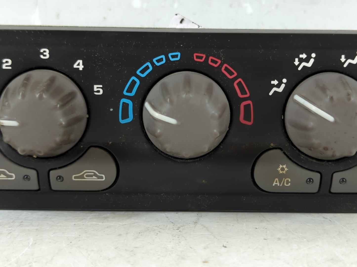 2001-2005 Pontiac Montana Climate Control Module Temperature AC/Heater Replacement Fits Fits 2001 2002 2003 2004 2005 OEM Us