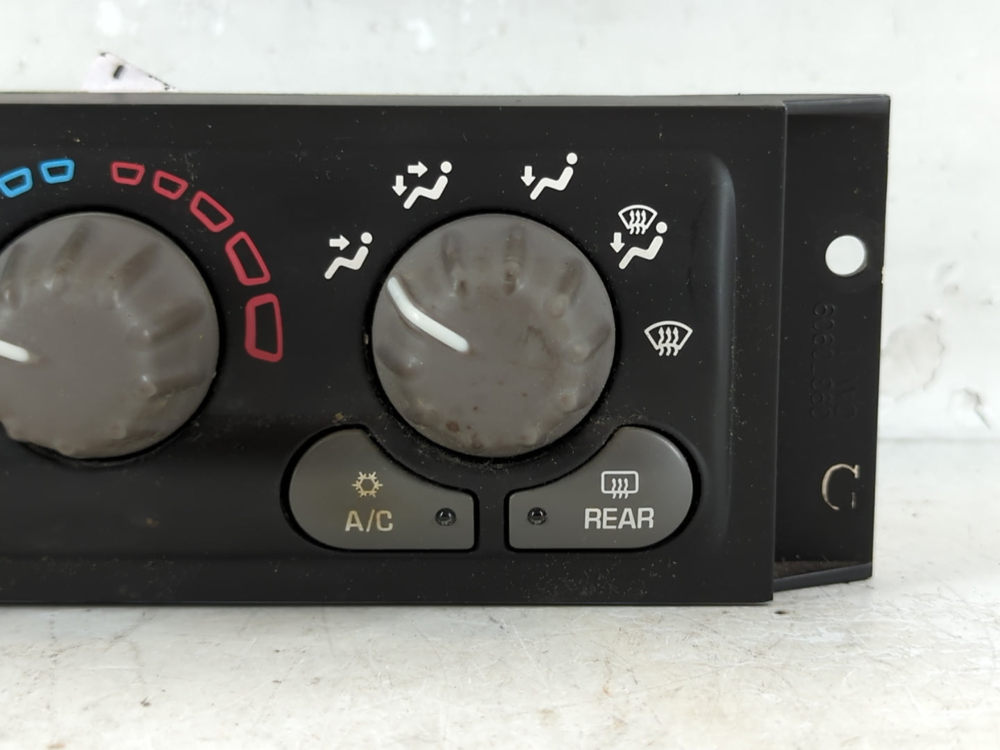 2001-2005 Pontiac Montana Climate Control Module Temperature AC/Heater Replacement Fits Fits 2001 2002 2003 2004 2005 OEM Us