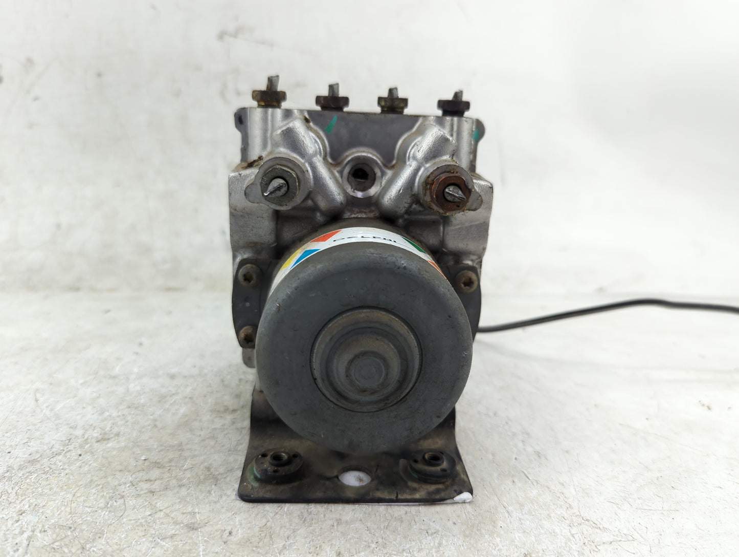 2001 Pontiac Ventura ABS Pump Control Module Replacement P/N:09383989 Fits OEM Used Auto Parts - Oemusedautoparts1.com