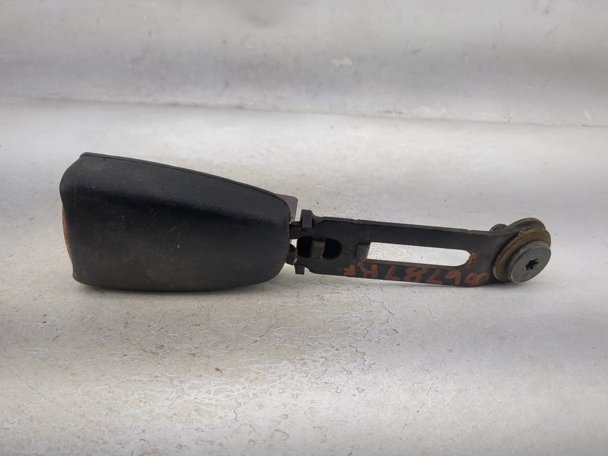 1999-2003 Saab 9-3 Passenger Front Seatbelt Buckle Black - Oemusedautoparts1.com