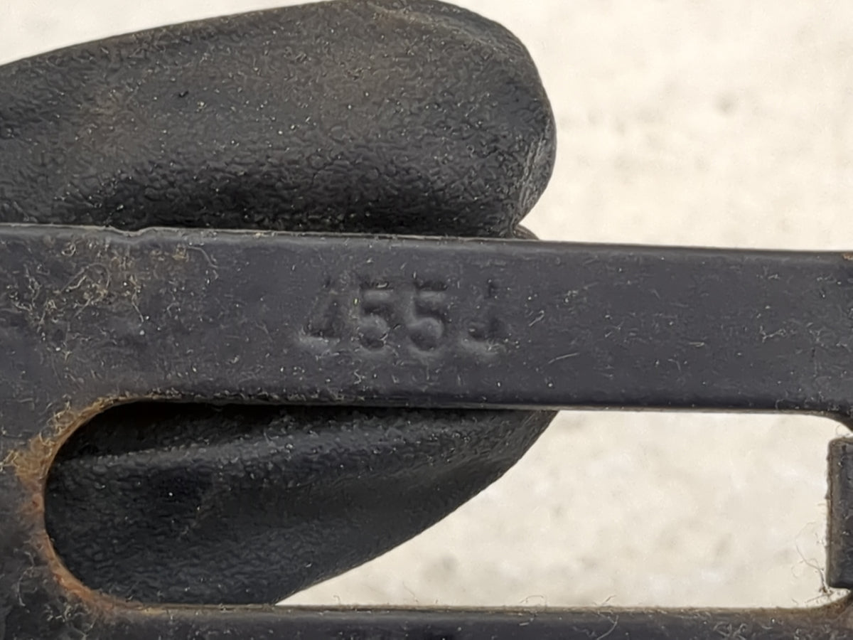 1999-2003 Saab 9-3 Passenger Front Seatbelt Buckle Black - Oemusedautoparts1.com