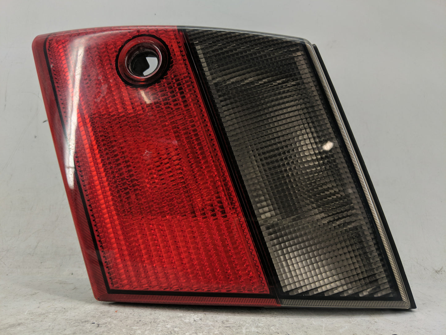 1999-2001 Saab 9-5 Tail Light Assembly Passenger Right OEM Fits Fits 1999 2000 2001 OEM Used Auto Parts - Oemusedautoparts1.