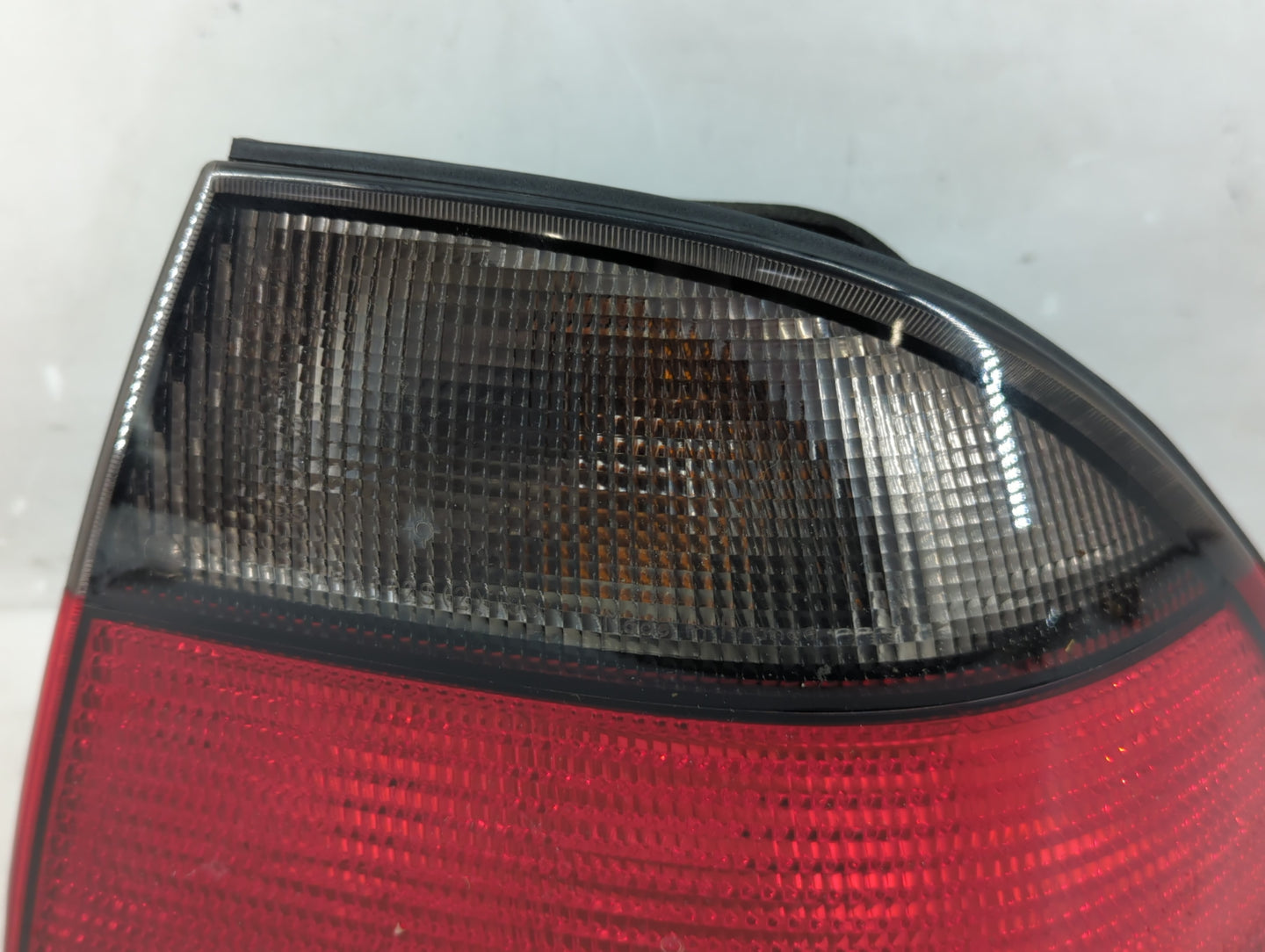 2001 Saab 95 Tail Light Assembly Passenger Right OEM Fits OEM Used Auto Parts - Oemusedautoparts1.com