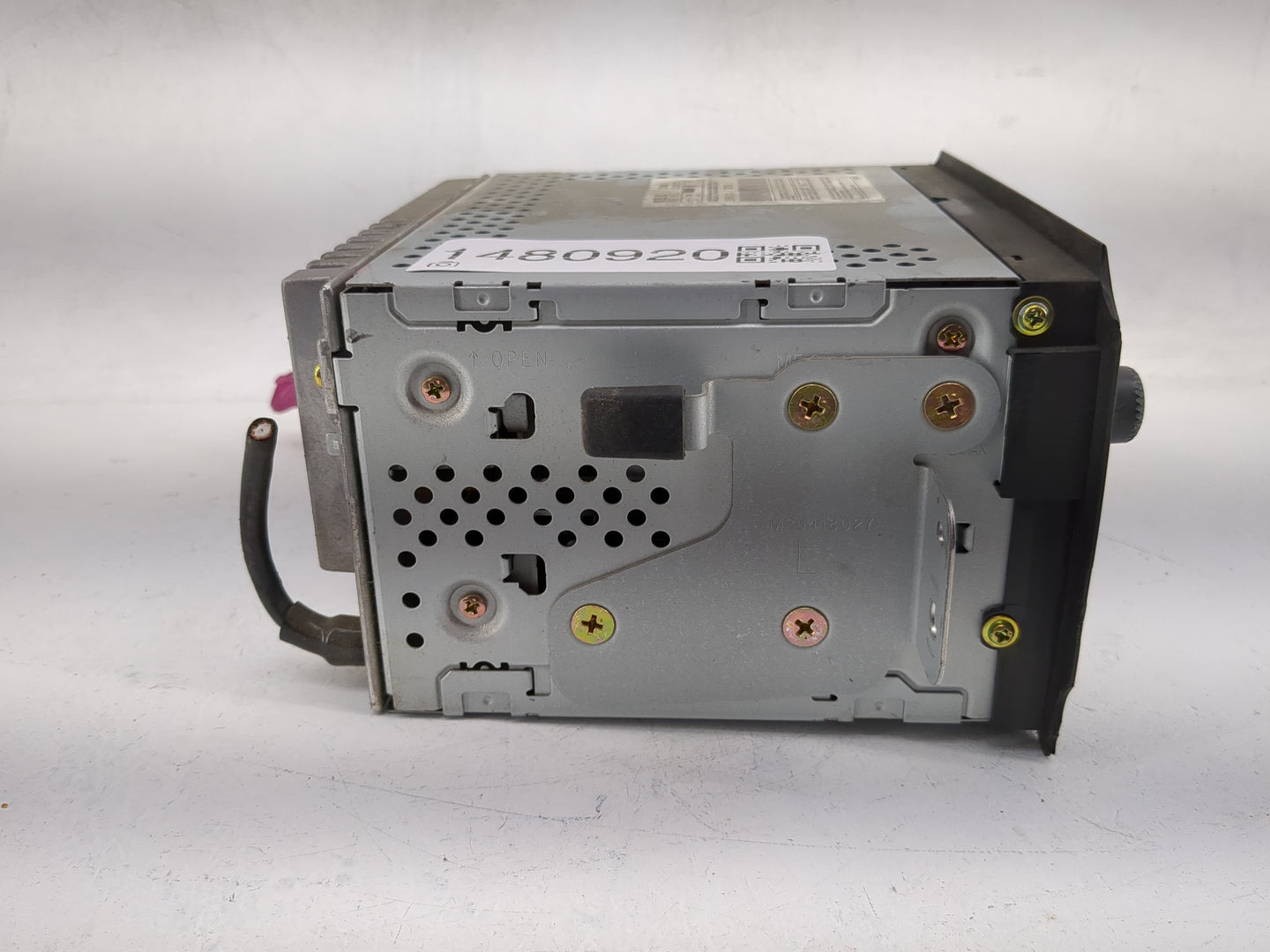 2001 Saturn L Series Radio AM FM Cd Player Receiver Replacement P/N:21024009 CQ-JG1911Z Fits OEM Used Auto Parts - Oemusedau