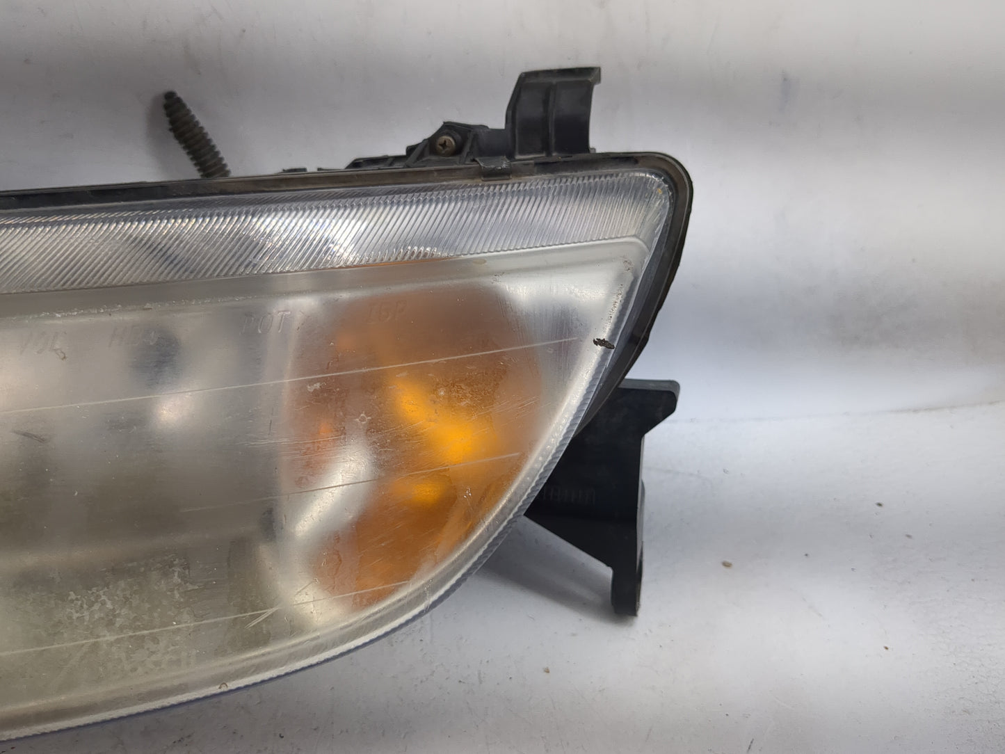 Saturn L Series Driver Left Oem Head Light Headlight Lamp - Oemusedautoparts1.com