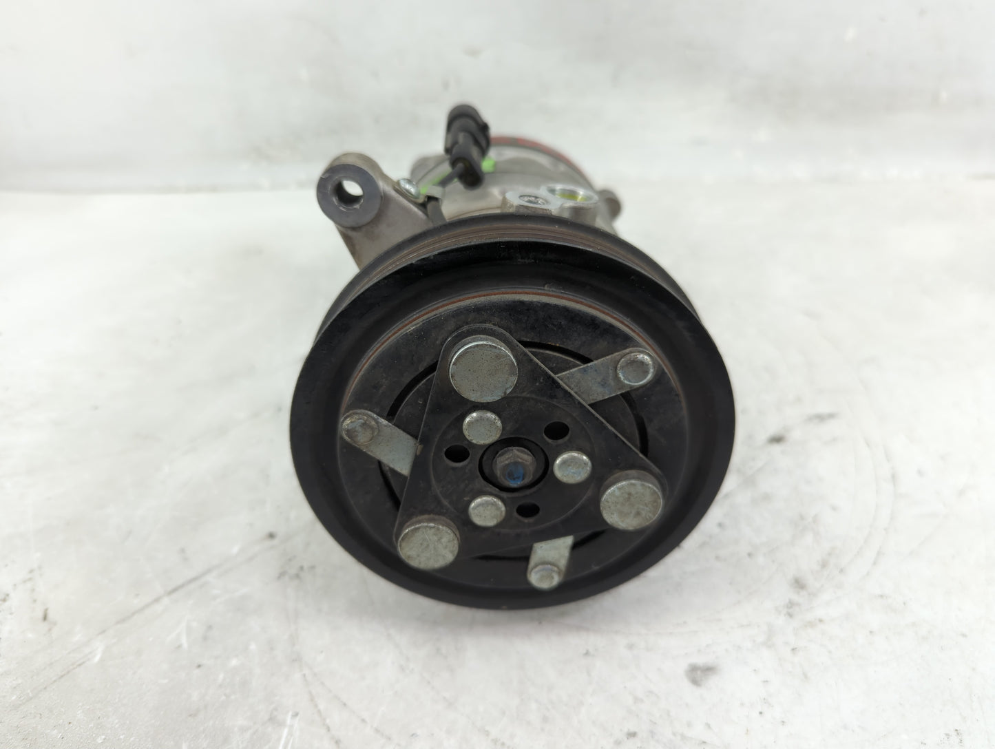 Saturn Saturn S Series Air Conditioning A/c Ac Compressor Oem - Oemusedautoparts1.com