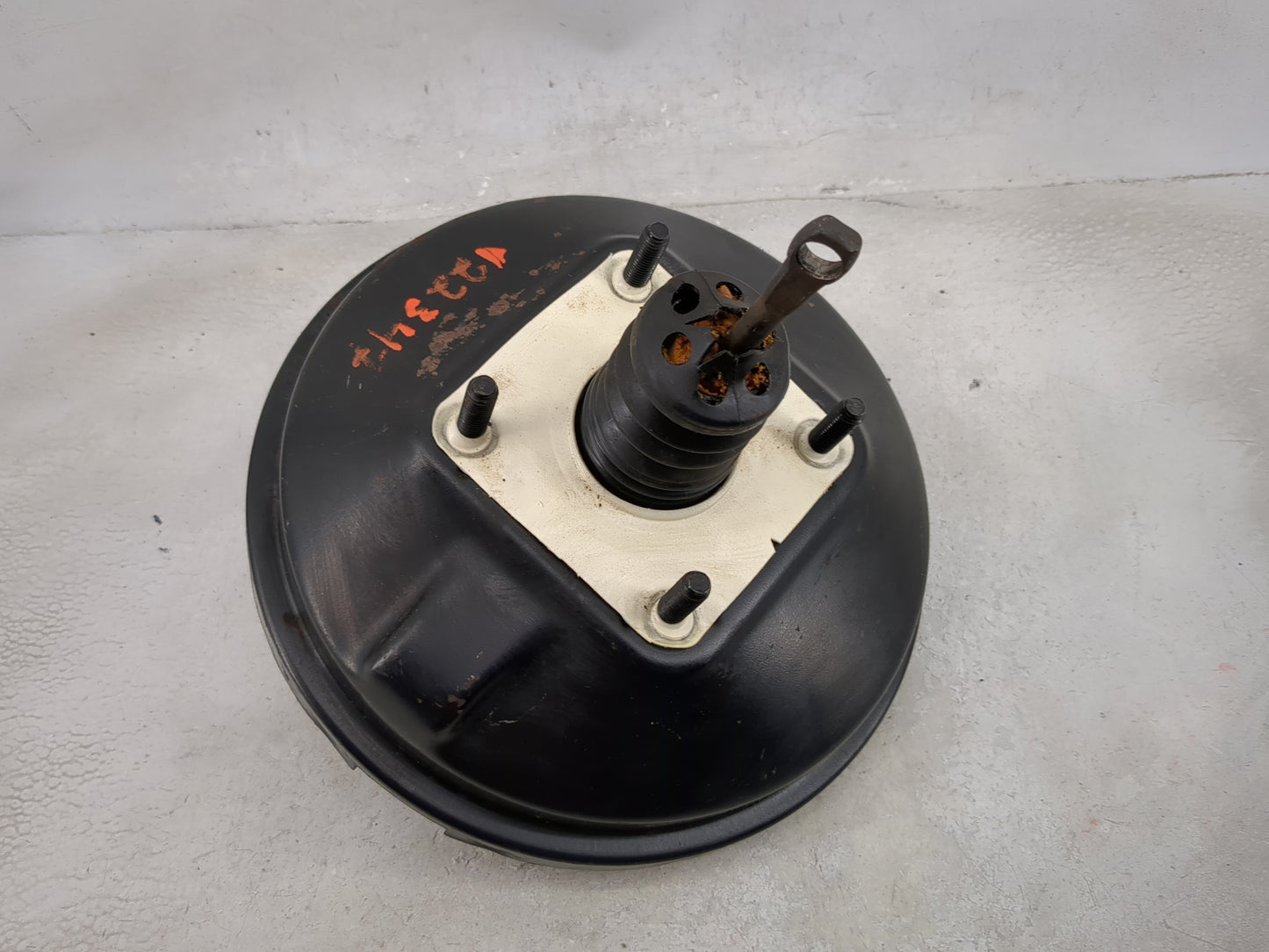 2000-2002 Saturn Sl Power Brake Booster Oem - Oemusedautoparts1.com