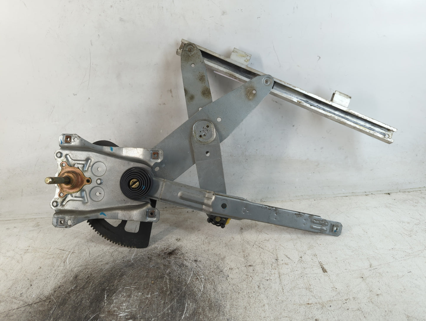 2000-2002 Saturn Sl1 Driver Left Front Window Regulator 791603 - Oemusedautoparts1.com