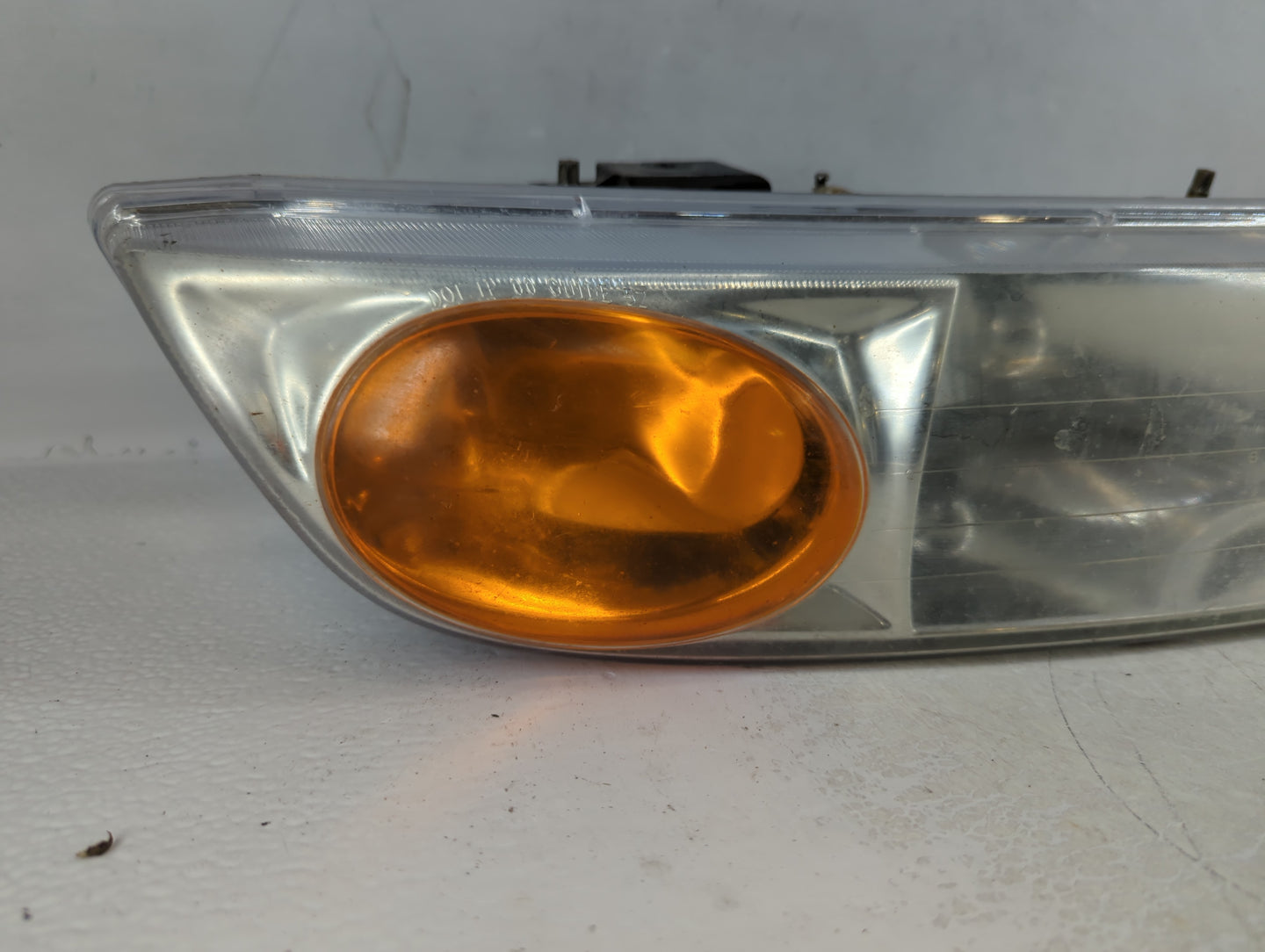 2000-2002 Saturn Sl2 Passenger Right Oem Head Light Headlight Lamp - Oemusedautoparts1.com